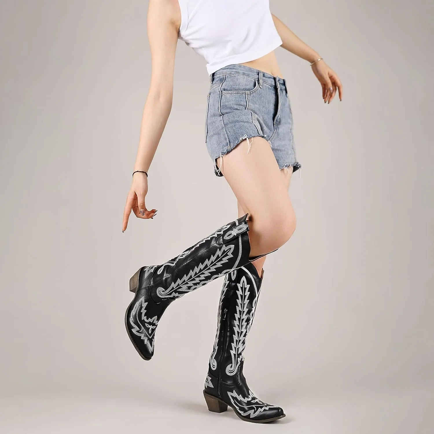 Cozivwaiy Women Knee High Cowboy Boots Embroidered Western Cowgirl Boot Chunky Heel Country Shoes Pointed Toe Pull On Zipper