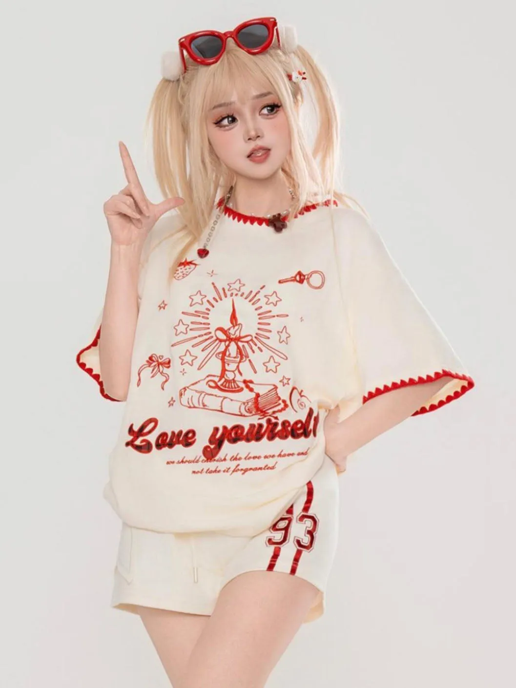 Korean-style apricot sweet cartoon print loose short-sleeve t-shirt