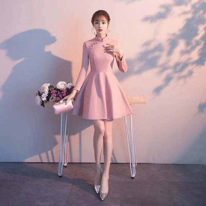 New style cheongsam dress 2019 autumn and winter young fashion girl long-sleeved modern style improved version of the dress short paragraph