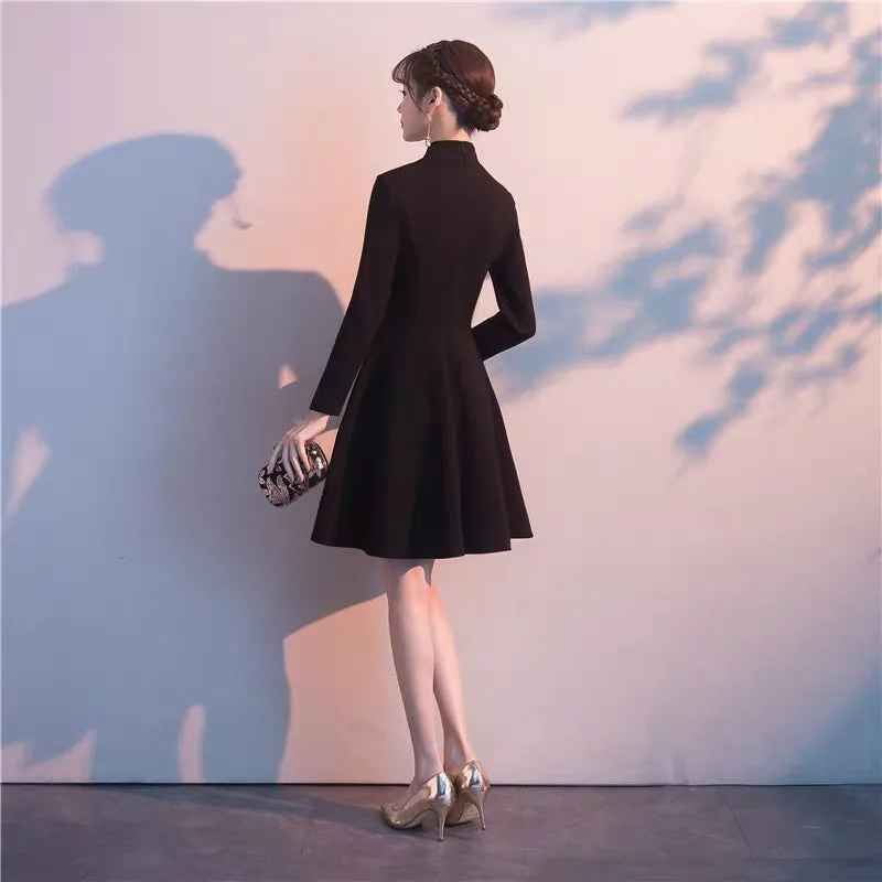 New style cheongsam dress 2019 autumn and winter young fashion girl long-sleeved modern style improved version of the dress short paragraph